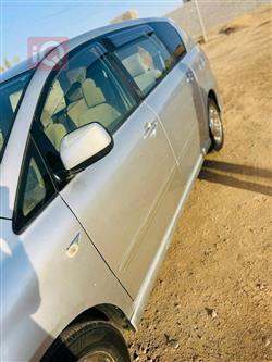 تويوتا إبسم